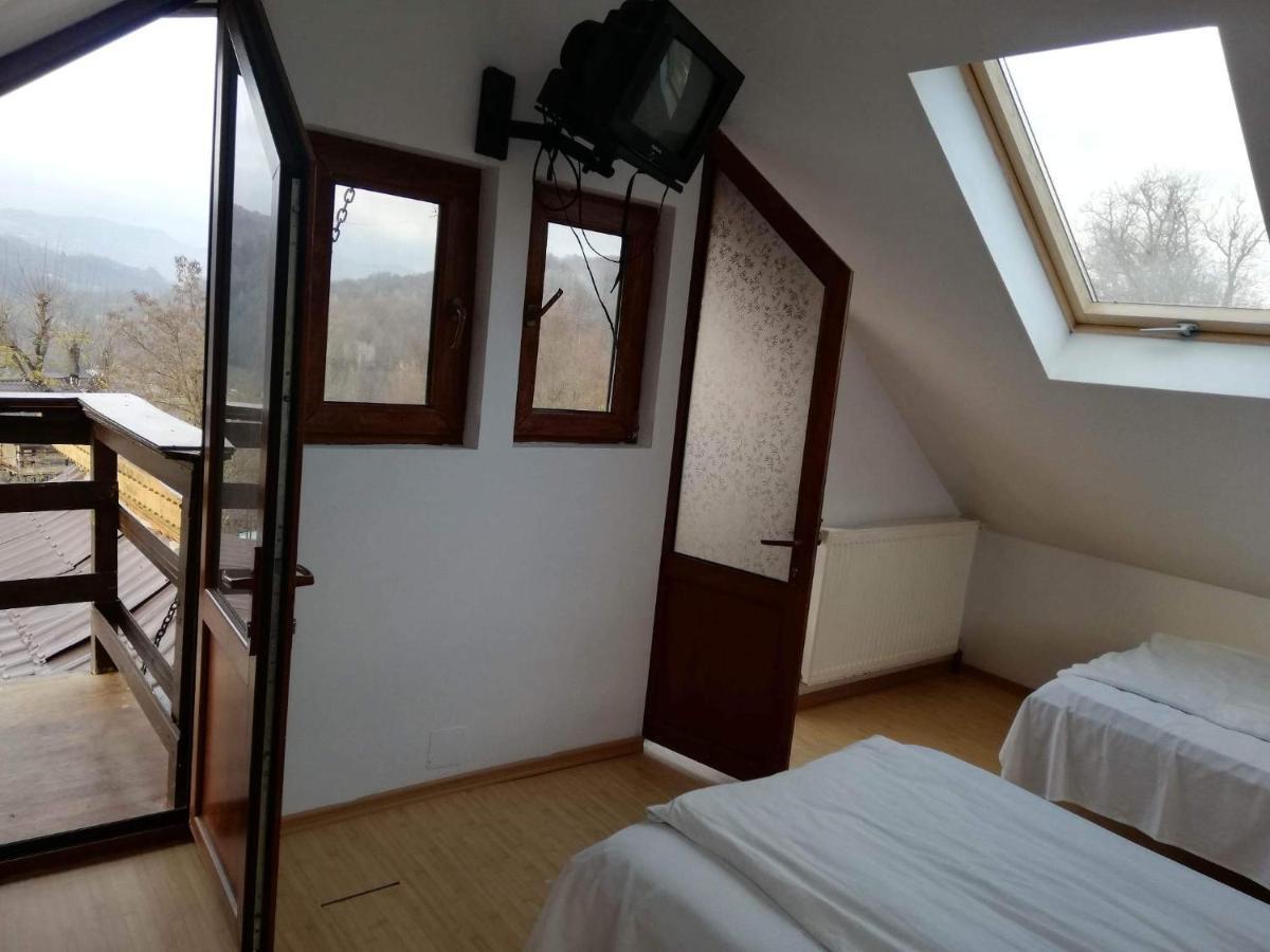Casa Radu Lui Anghel Villa Barbuletu Bagian luar foto