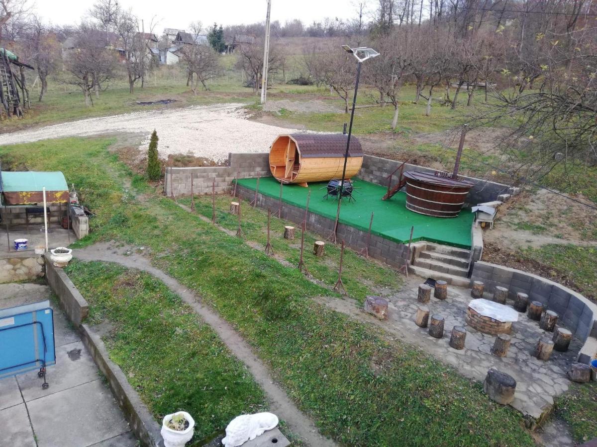 Casa Radu Lui Anghel Villa Barbuletu Bagian luar foto