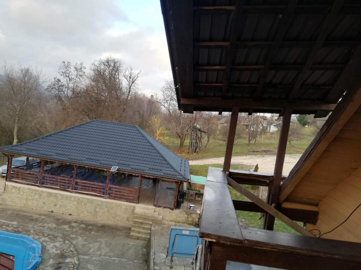 Casa Radu Lui Anghel Villa Barbuletu Bagian luar foto